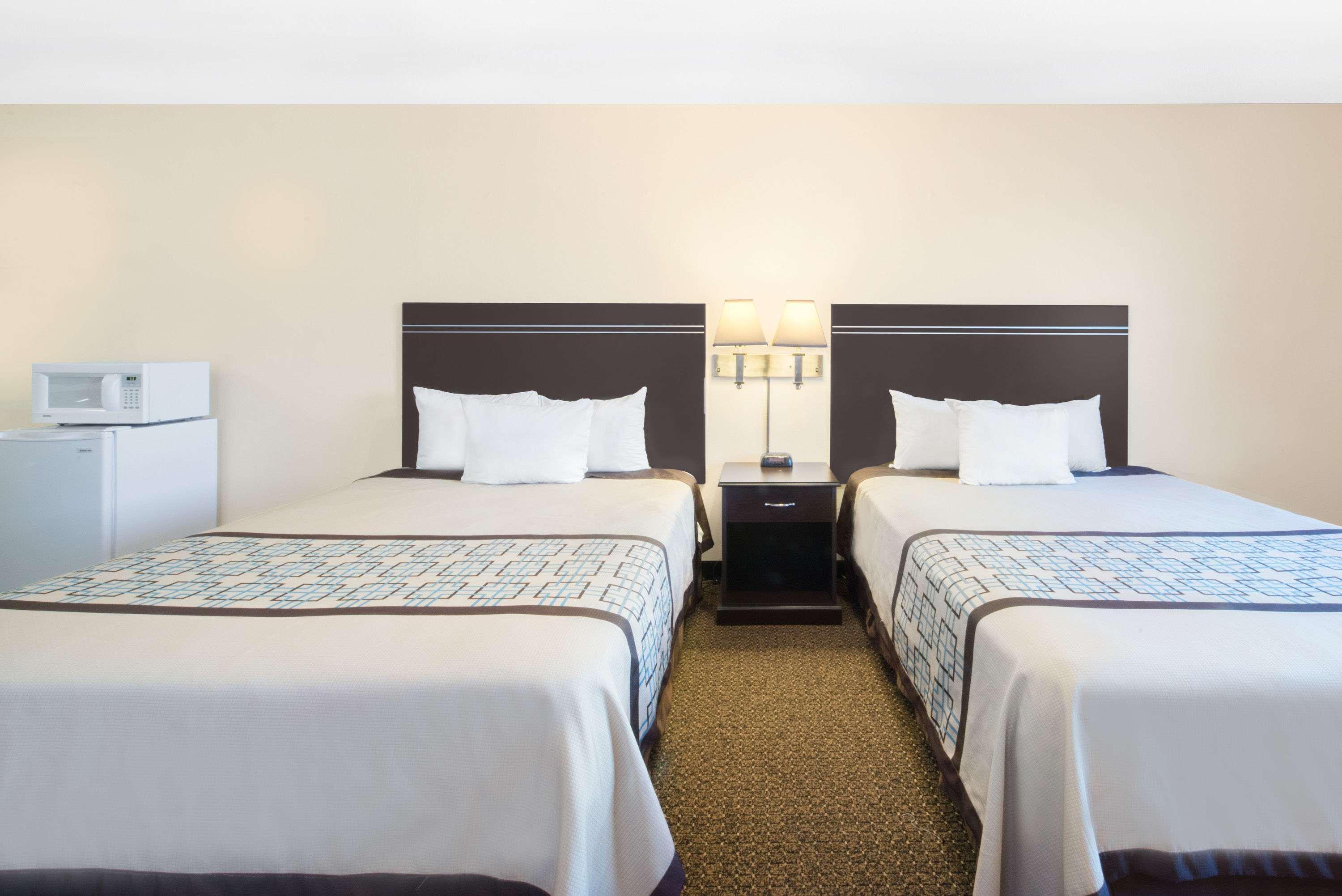 Days Inn By Wyndham Hobbs Εξωτερικό φωτογραφία